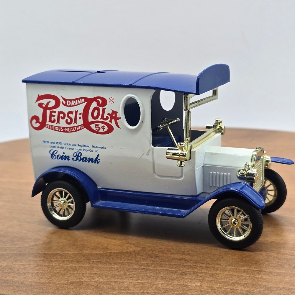 Vintage Pepsi‎ Cola Delivery Truck Coin Bank Metal Collectible